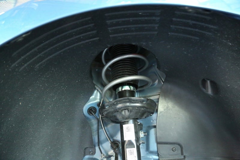 ゴルフ７にCOXダウンサスを取付！！