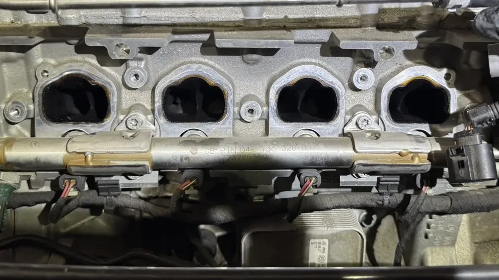 VWのTSIエンジンに溜まるカーボン問題を一挙解決! 画期的なウォールナットブラストを試してみました